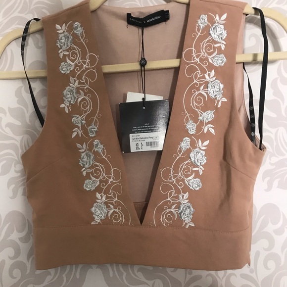 Carli Bybel x Missguided Embroidered Crop Top NWT - Picture 6 of 10